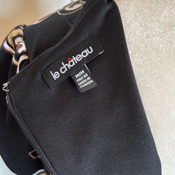 Le Chateau jersey dress - Picture 3 of 4